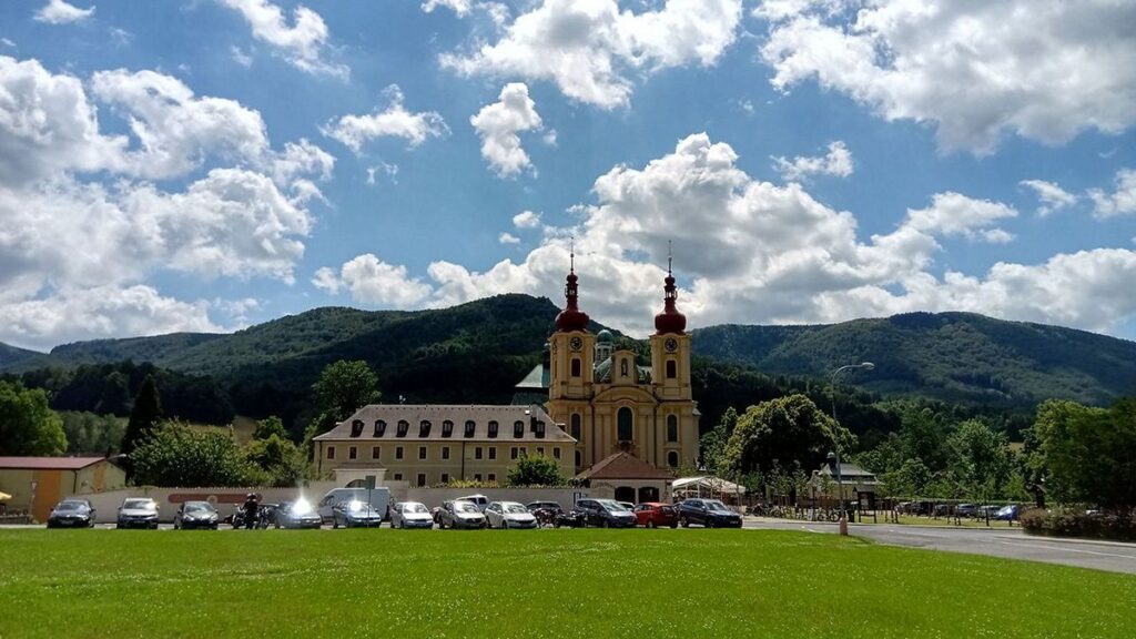 Hejnice zespół klasztorny