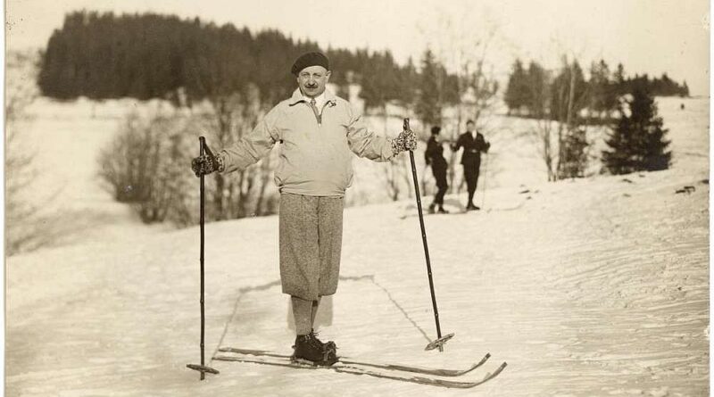 Kornel Makuszyński na nartach ok. 1930