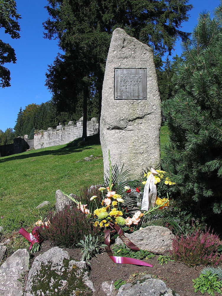 Pomnik Gustava Leutelta Josefově Dole