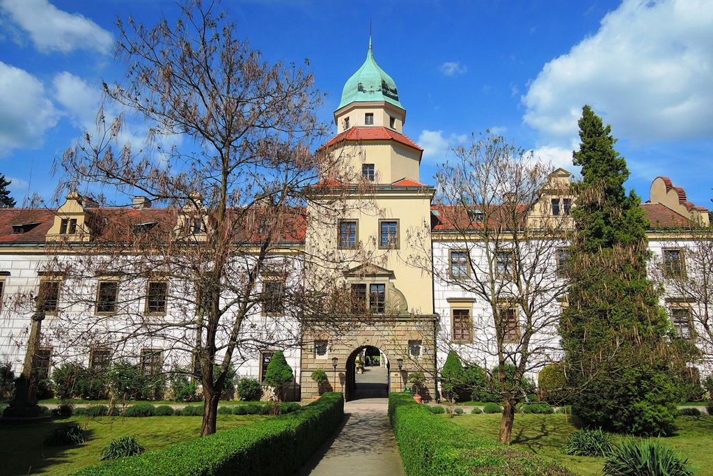 Pałac w Častolovicach fot. Zdenek Hercik. mapy.cz
