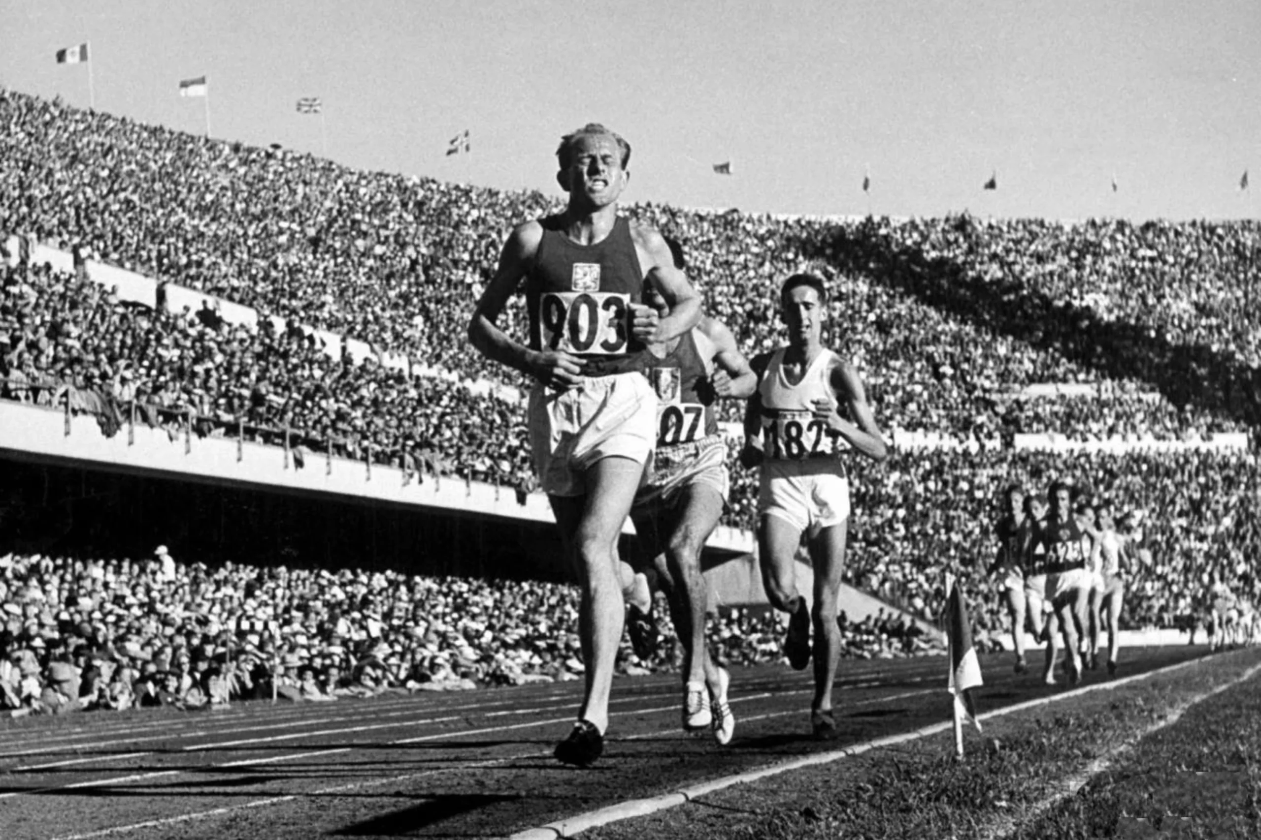 Emil Zátopek – czechosłowacki mistrz olimpijski kolorowe skarpety i terror w Polsce